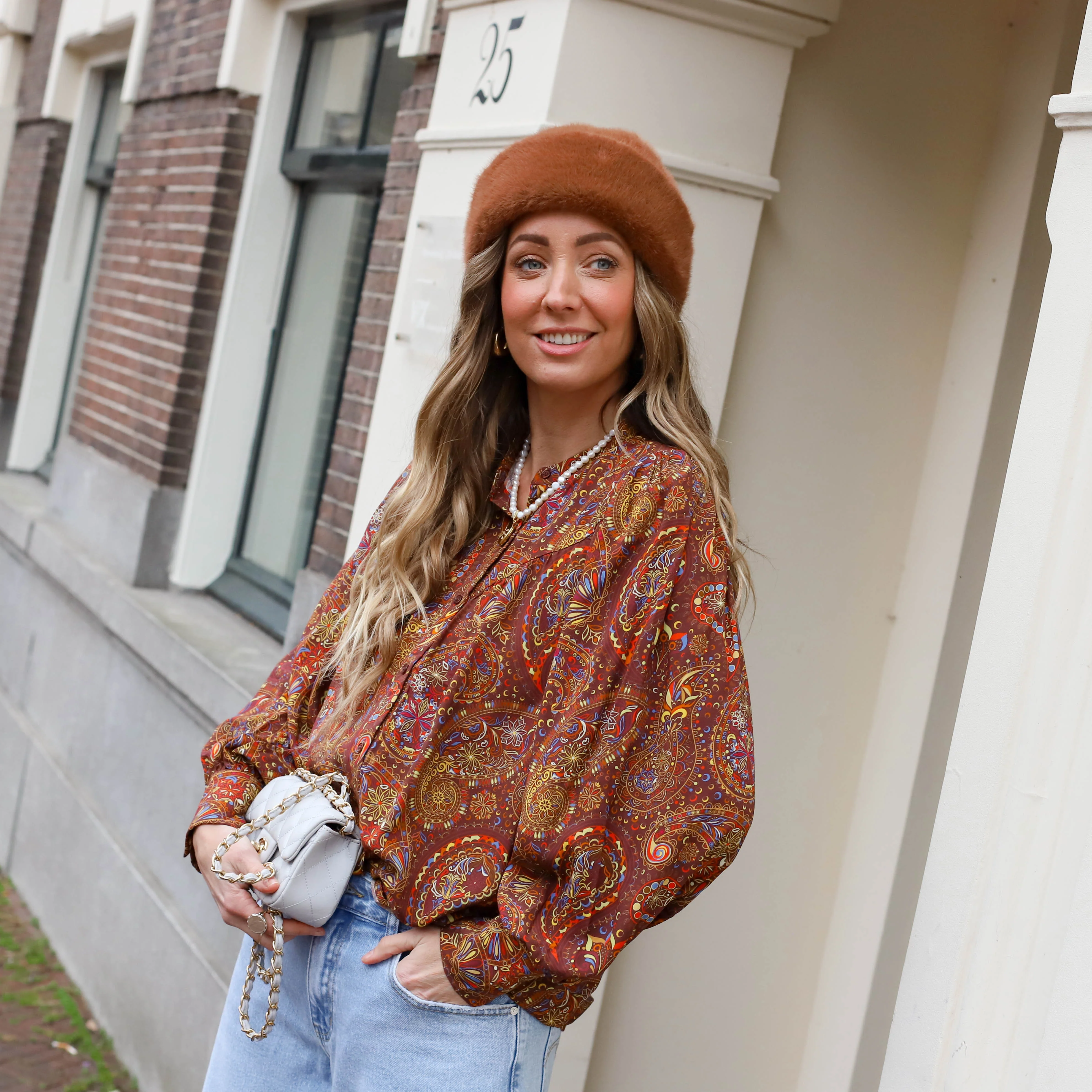 Ashley blouse bitter chocolate