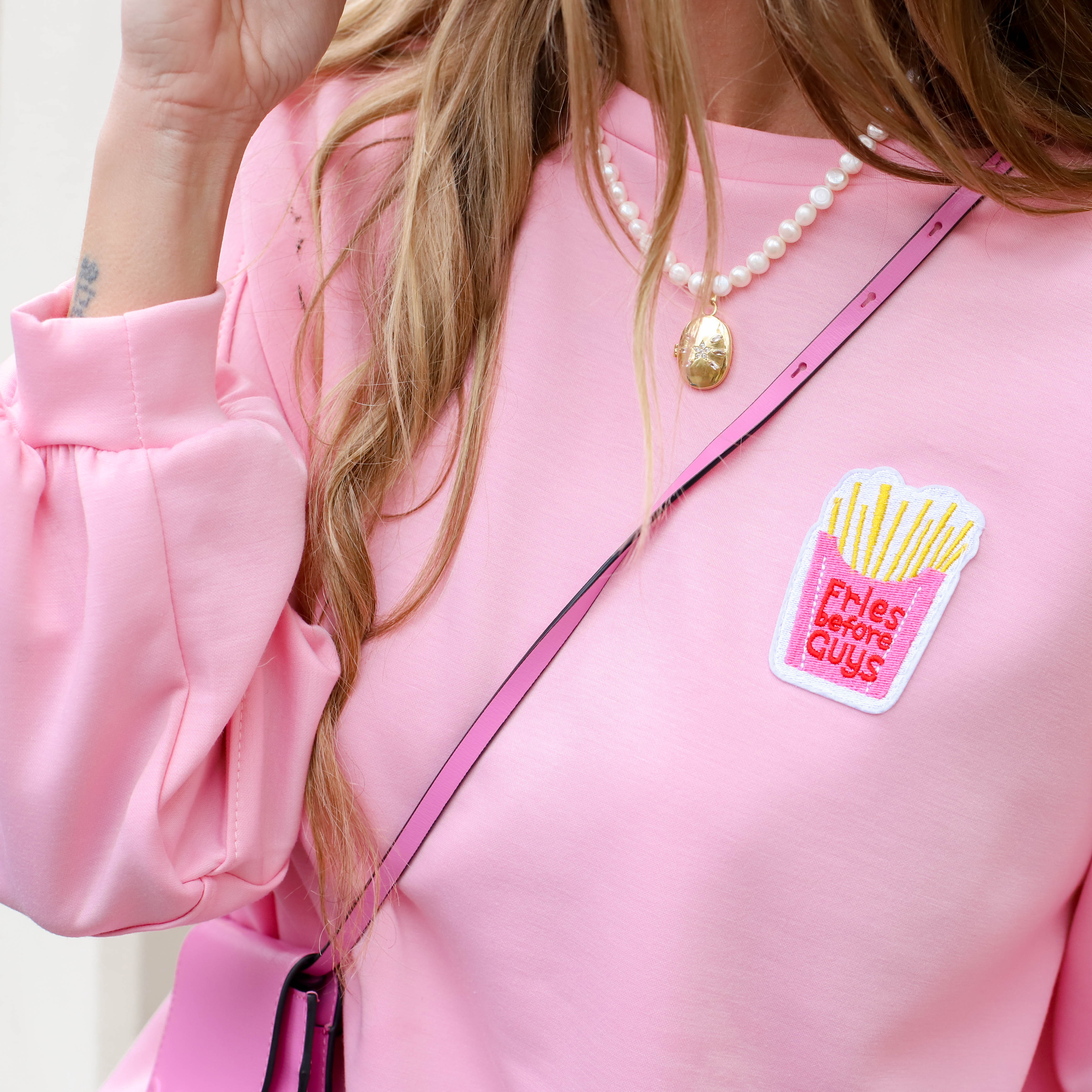 French fries sweater lichtroze - Image 2