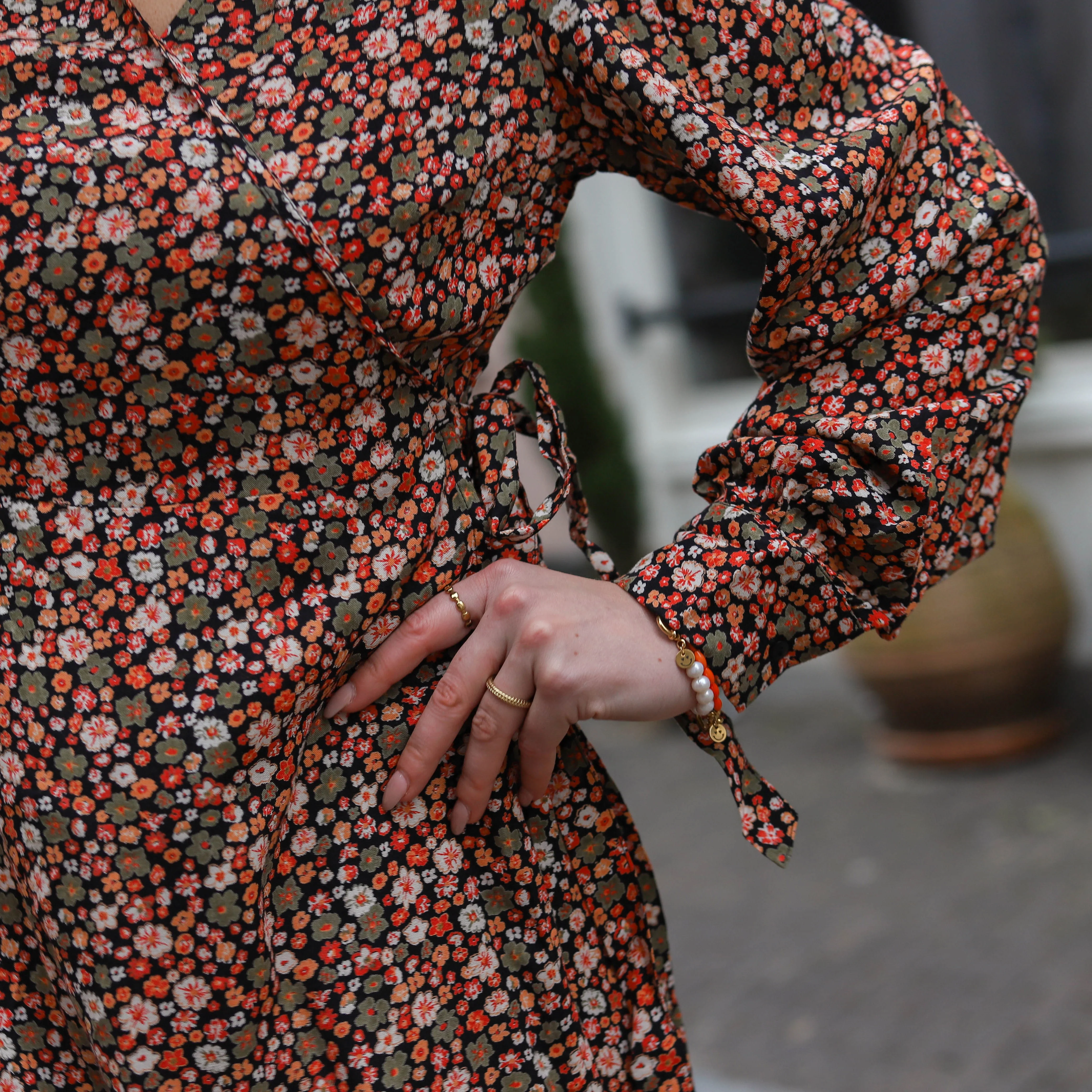 Nya wrap dress black orange - Image 5