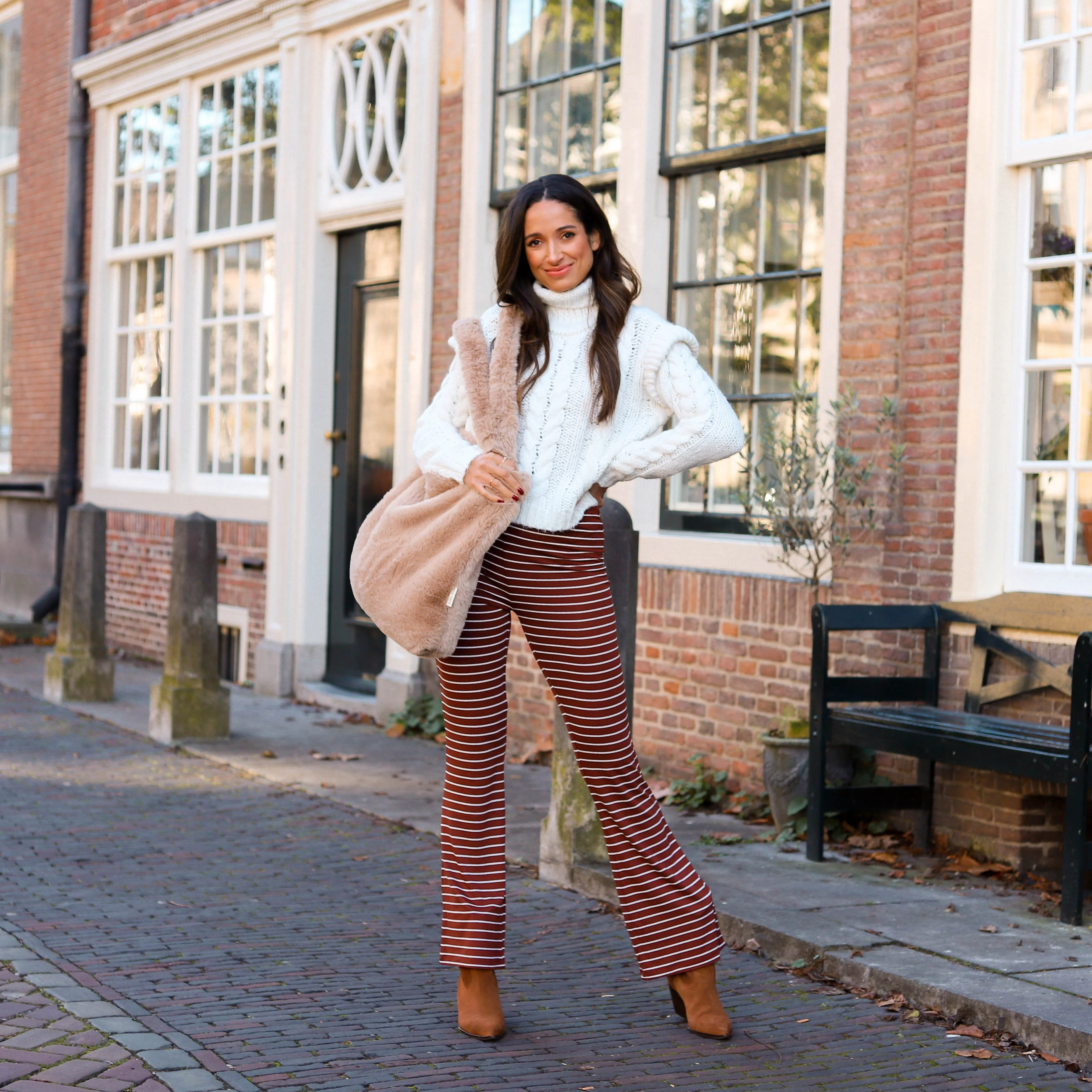 Tenna flared pants sable - Image 4